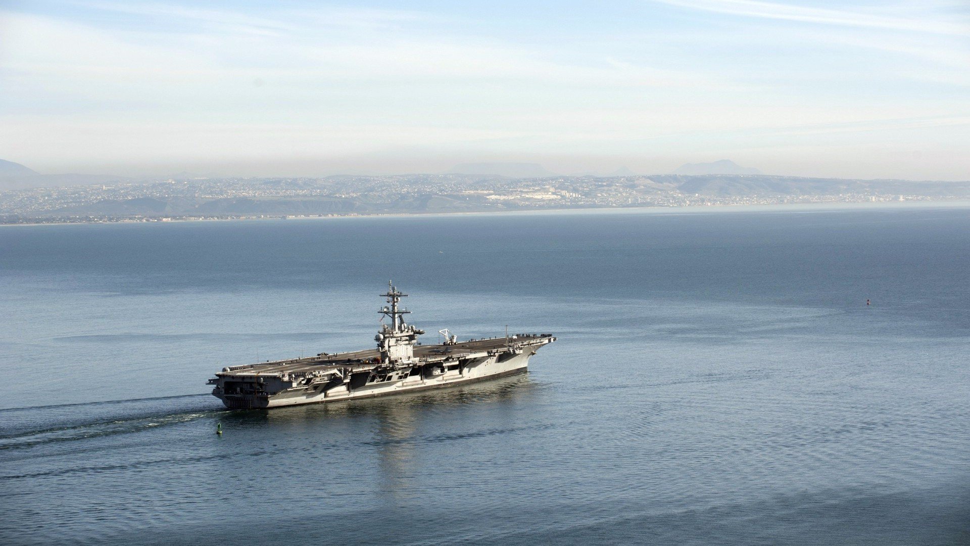 德赢体育注册登陆网址-关键封盖：李磊封堵上海队最后一攻，场面沸腾！，李磊 上海