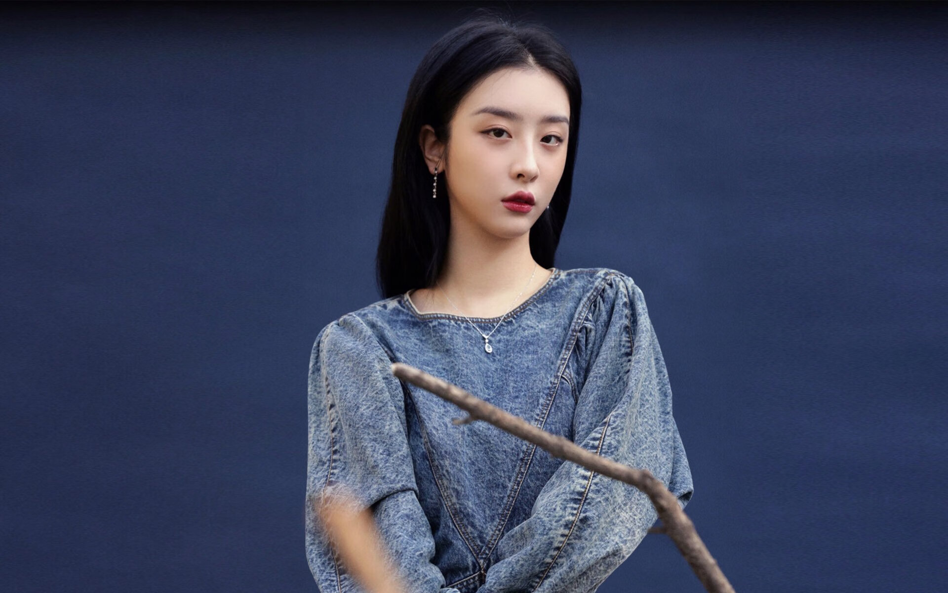 vwin在线登录电脑版-美国骑手麦克莱恩·沃德在巴黎奥运会上获得障碍赛银牌，成为历史上获得最多奥运奖牌的美国马术运动员。