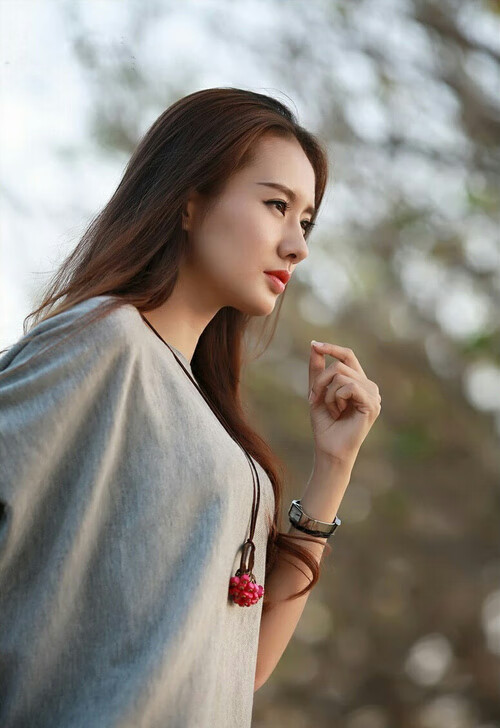 里尔主场连败,主帅加莱塔需重振士气,加里足球